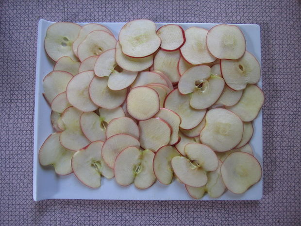 Яблочные чипсы