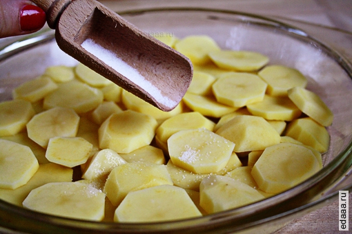 Картофельная запеканка с сыром 