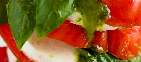 Салат из свежих овощей под соусом Винегрет 
