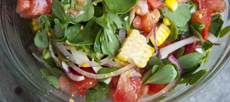Витаминный салат с портулаком и овощами