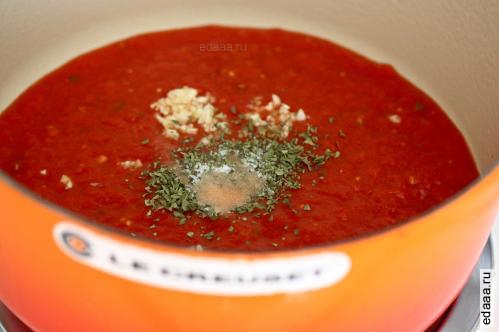 Домашние фрикадельки в томатном соусе