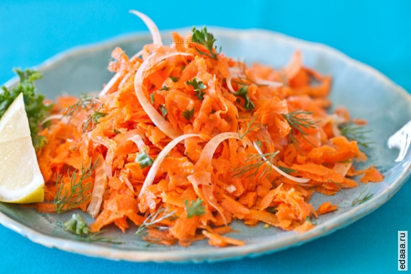 Французский салат с фенхелем и морковью