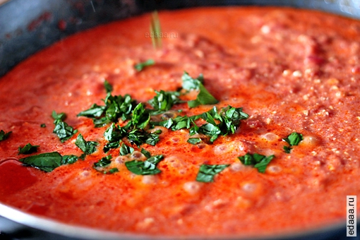 Фарталле с томатом и сырным соусом