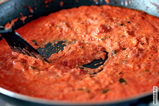 Фарталле с томатом и сырным соусом